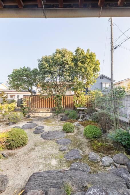 日々の宿: 宇野駅から車で5分 直島へ 最大7名様 古民家貸切 一棟貸し Tamano ภายนอก รูปภาพ