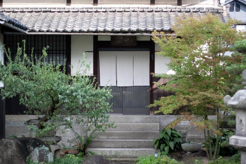 日々の宿: 宇野駅から車で5分 直島へ 最大7名様 古民家貸切 一棟貸し Tamano ภายนอก รูปภาพ